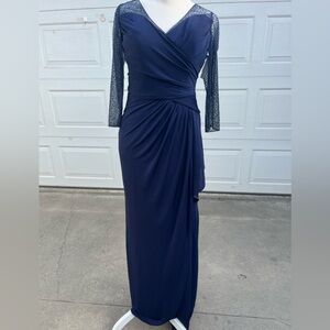 Women's La Femme Lace Sleeve Knot Detail Jersey Gown Dress Navy 6